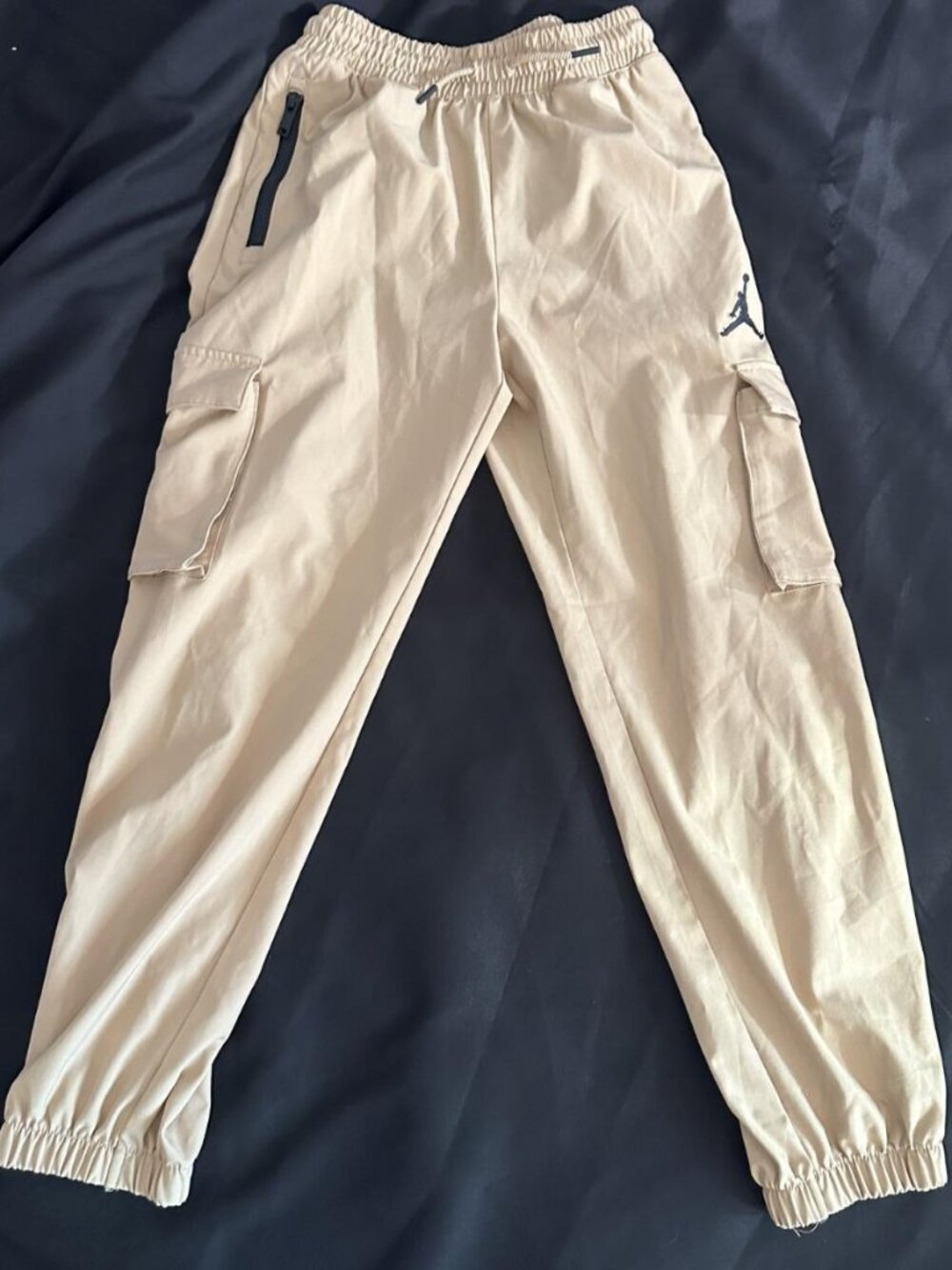 Jordan Youth Boys L Cargo Jogger Pants Tan Khaki Utility Gorpcore Streetwear